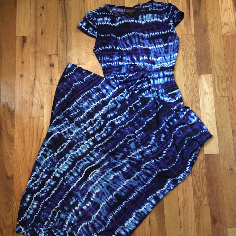 Navy short sleeve maxi dress